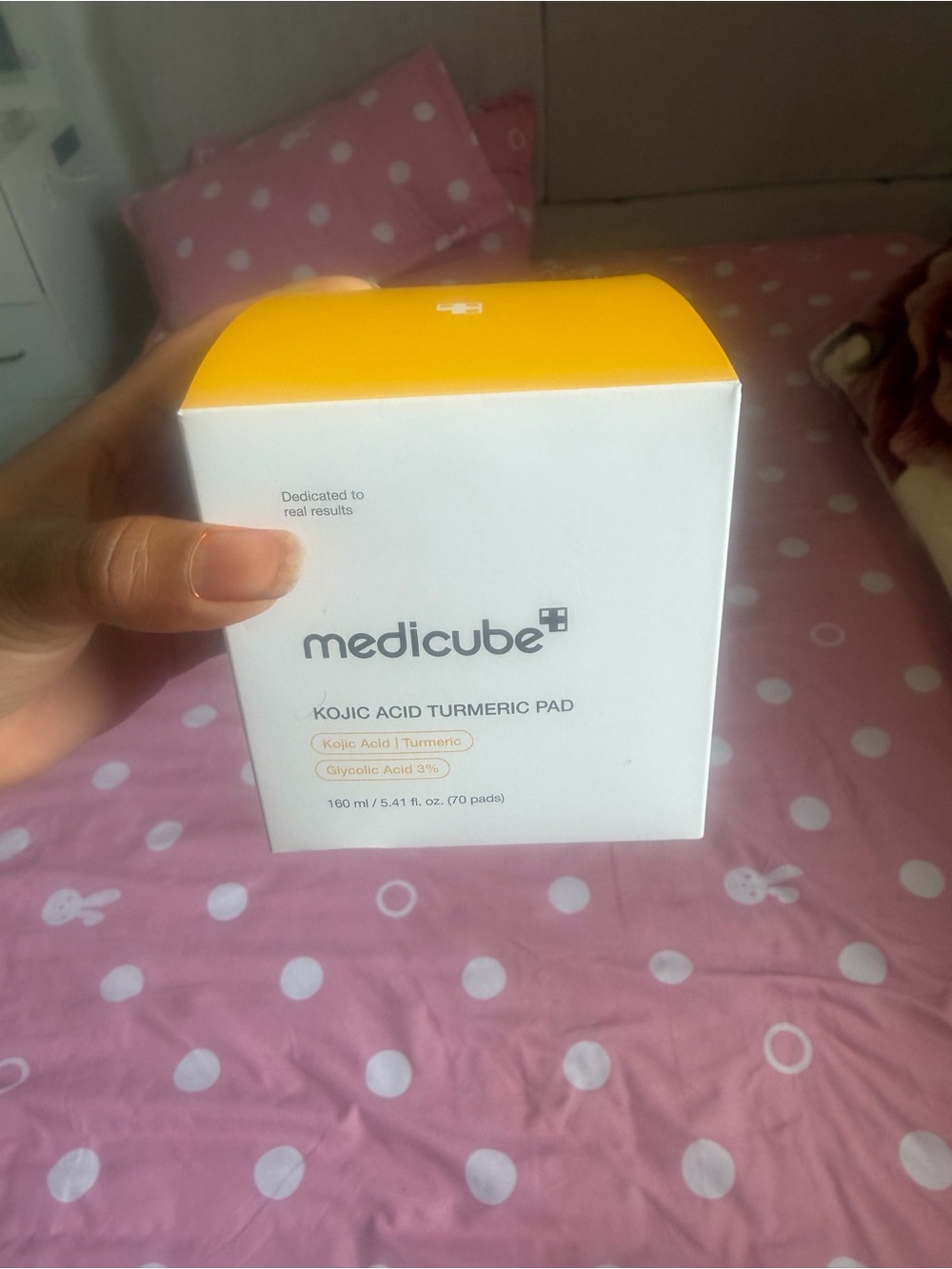 Medicube Kojic Acid Turmeric Toner Pads — White & Yellow